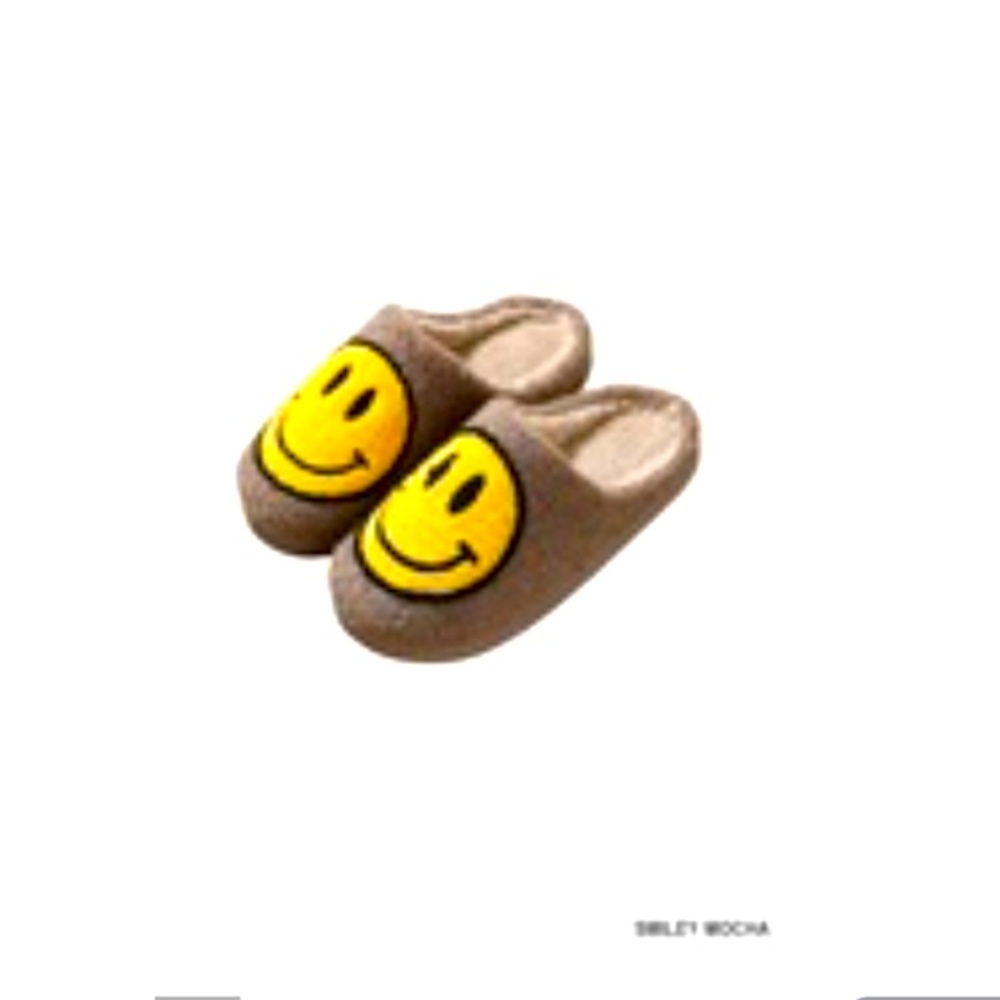 🤎😁Brown Slippers with Yellow Smiley Face size 41-42